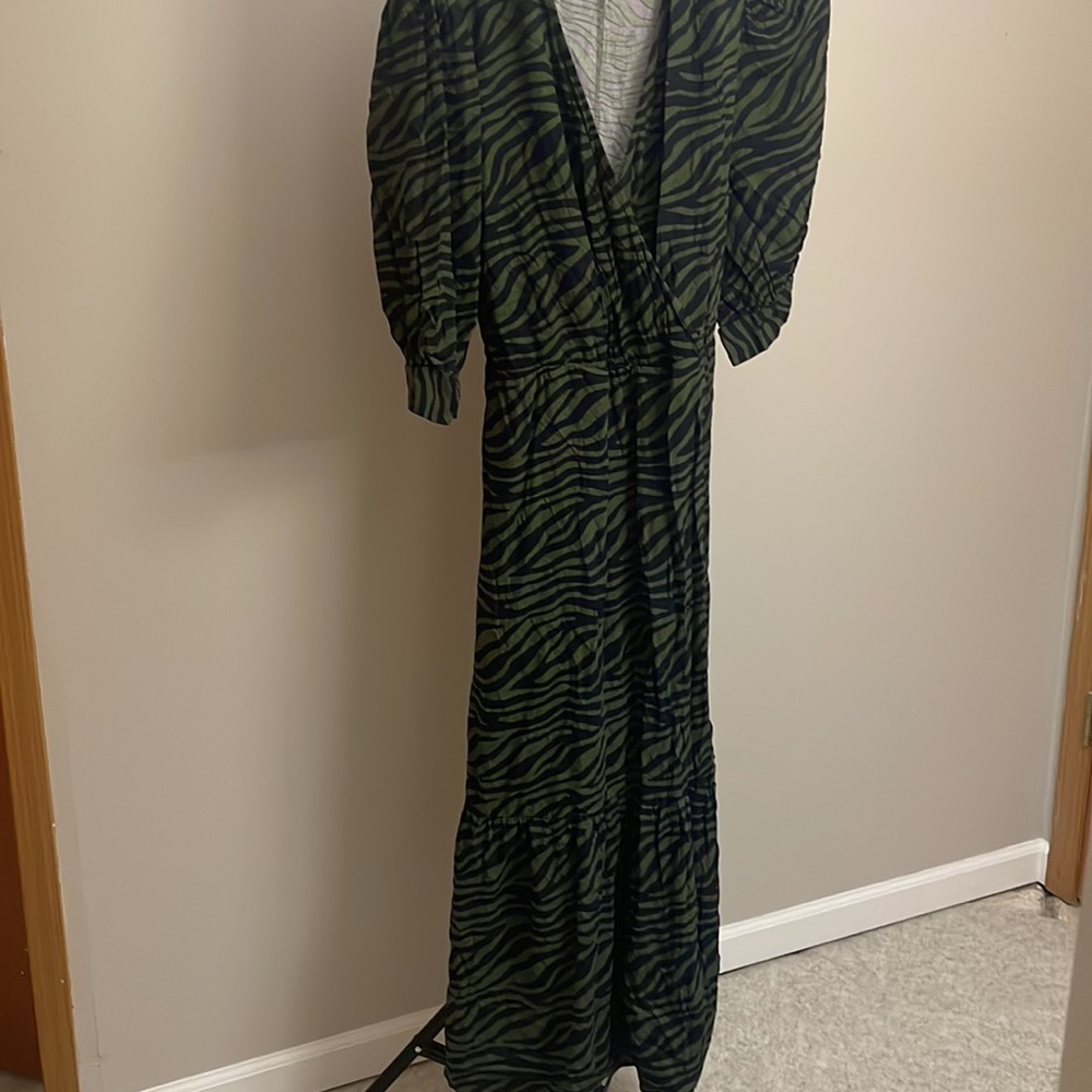 Plus Size Maxi Dress | Printed | 18